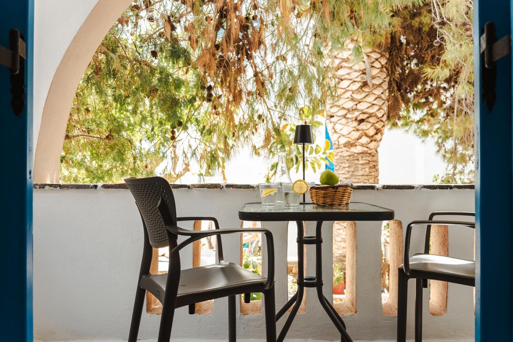 Sea View Apartments & Studios Айя-Анна Номер фото